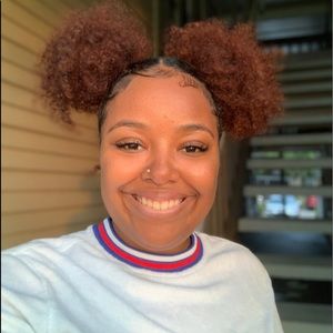 Meet your Posher, Maria